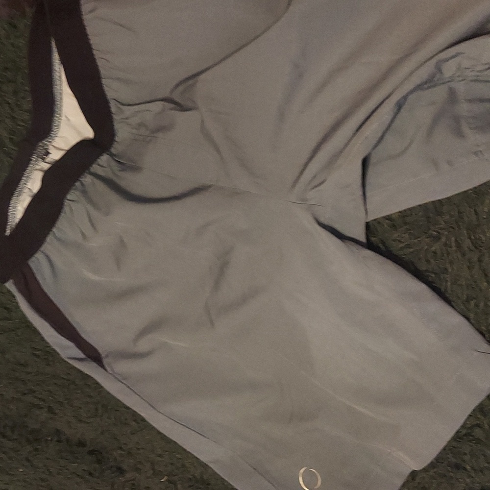 London based designer ohmme yoga shorts "warrior 1"